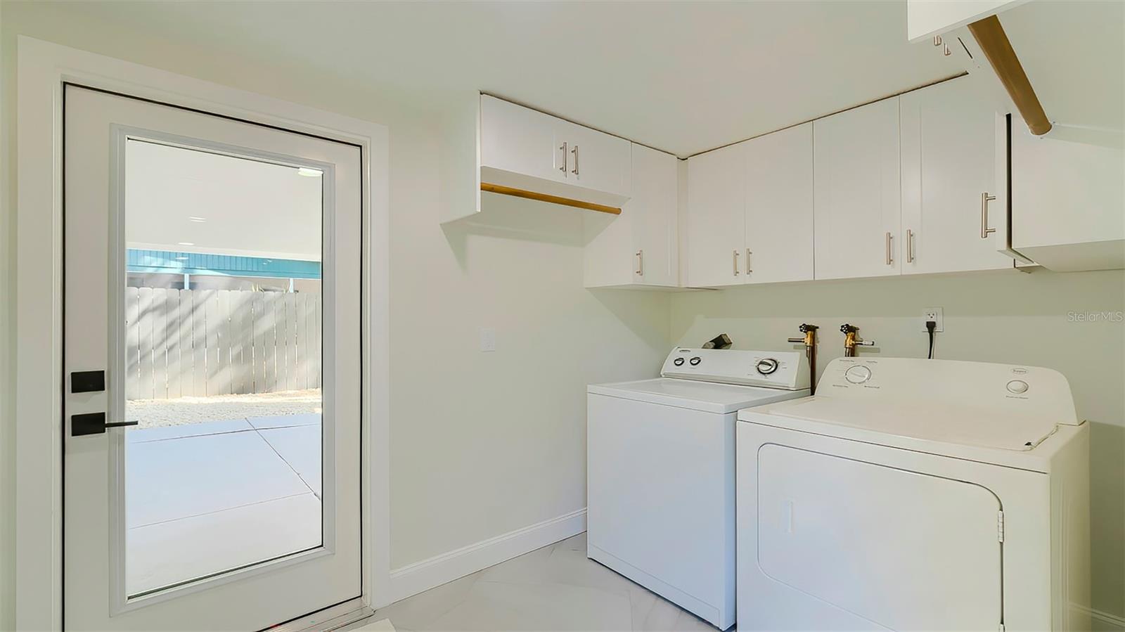 Image 32 of 43 For 7331 Dianne Drive