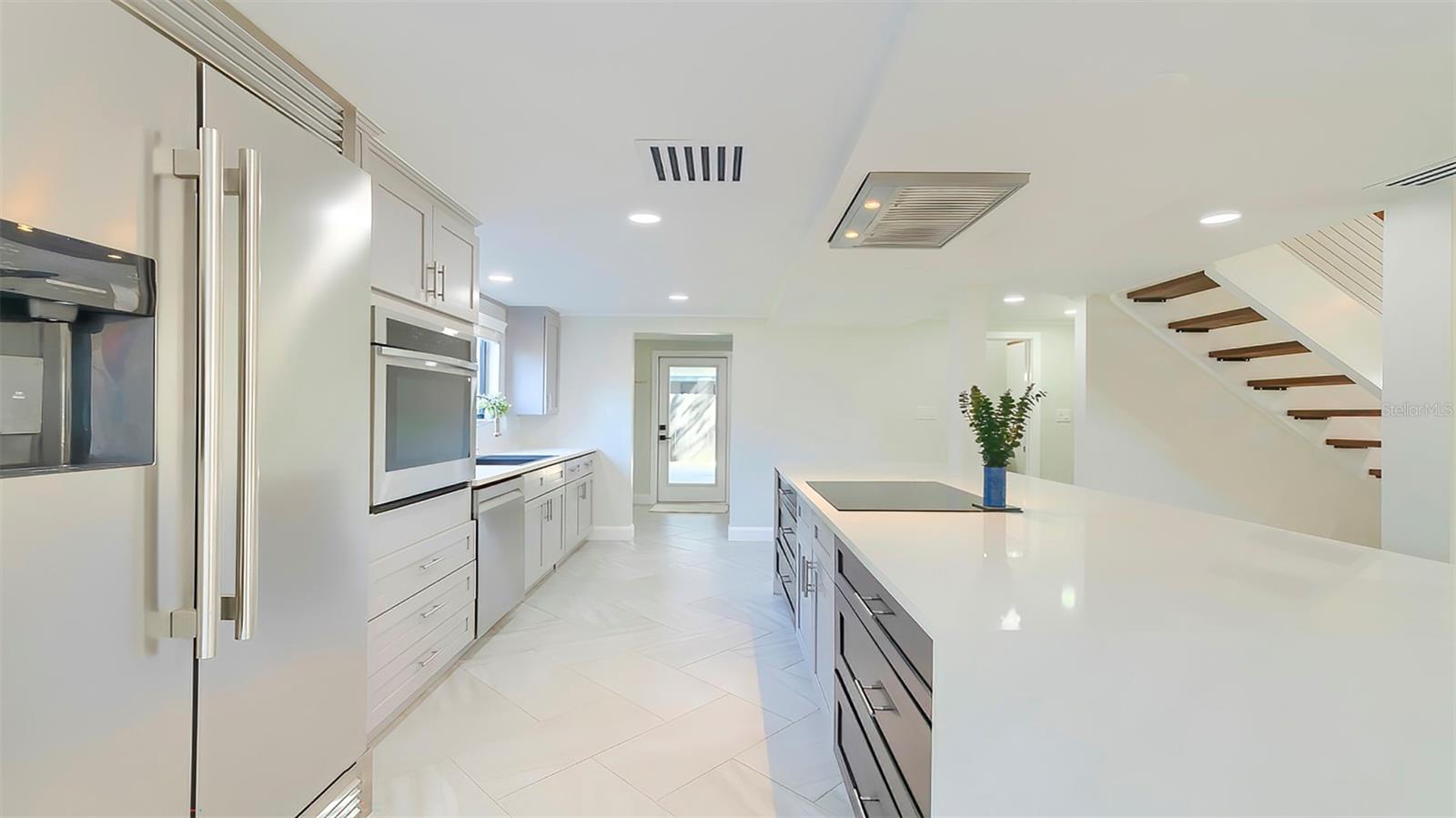 Image 8 of 43 For 7331 Dianne Drive