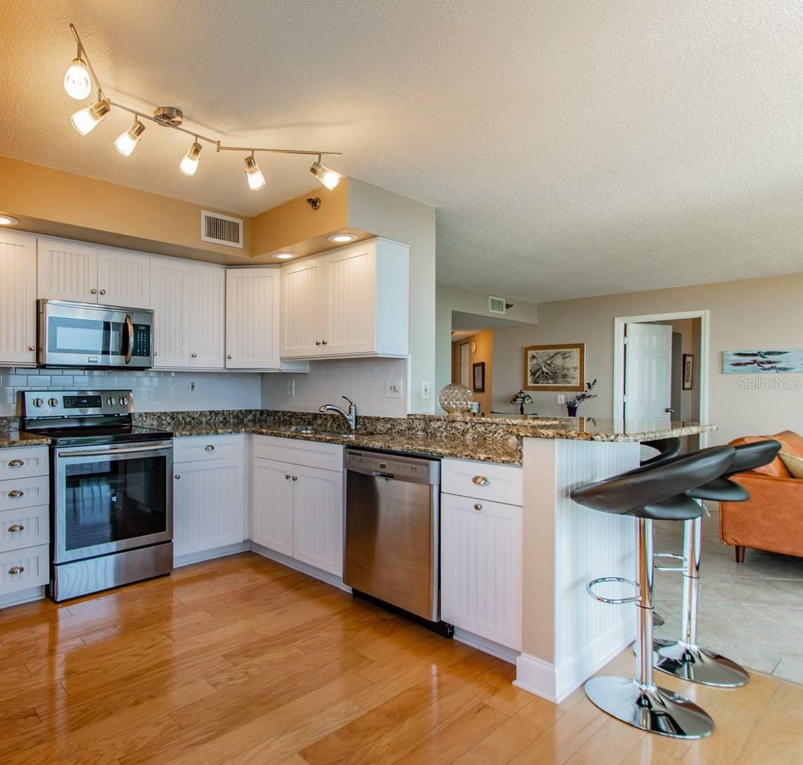 Image 9 of 20 For 6322 Palma Del Mar Boulevard S 1004