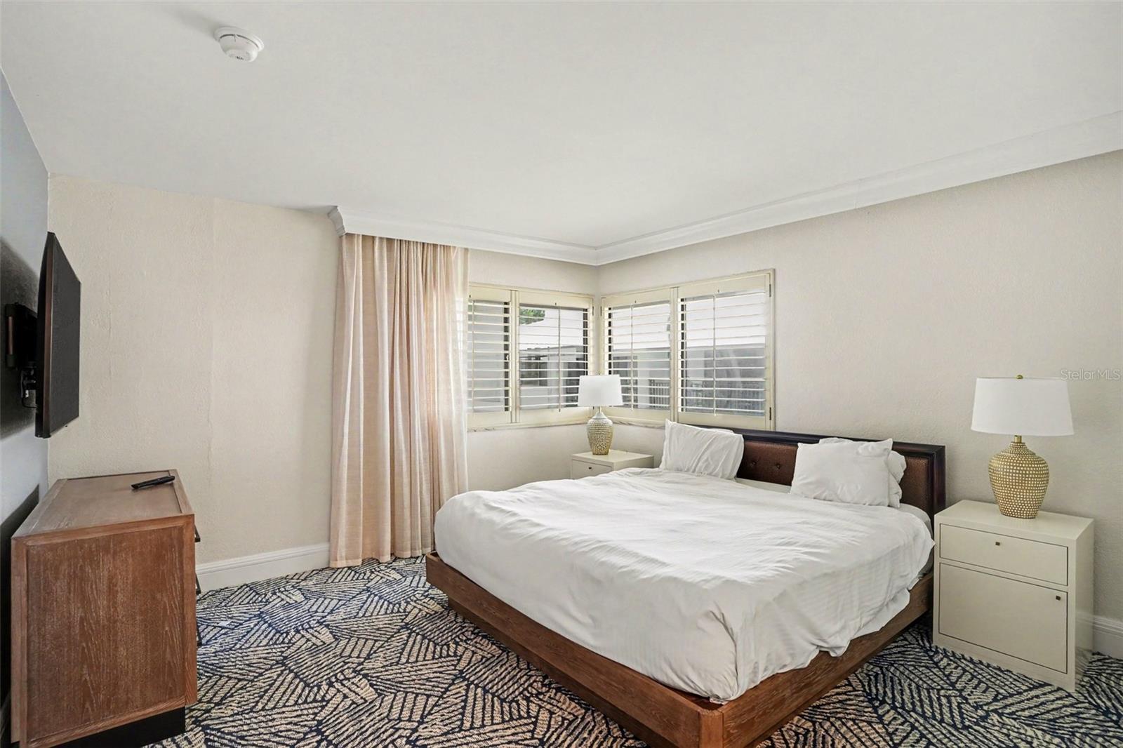 Image 12 of 30 For 4770 Fox Hunt Lane B510