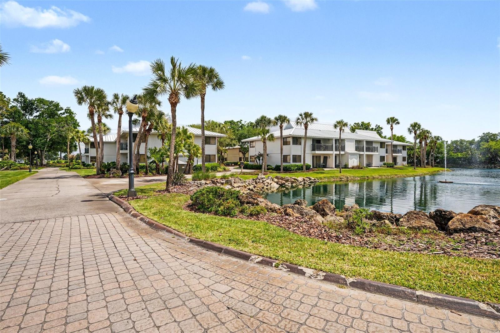 Image 24 of 30 For 4770 Fox Hunt Lane B510