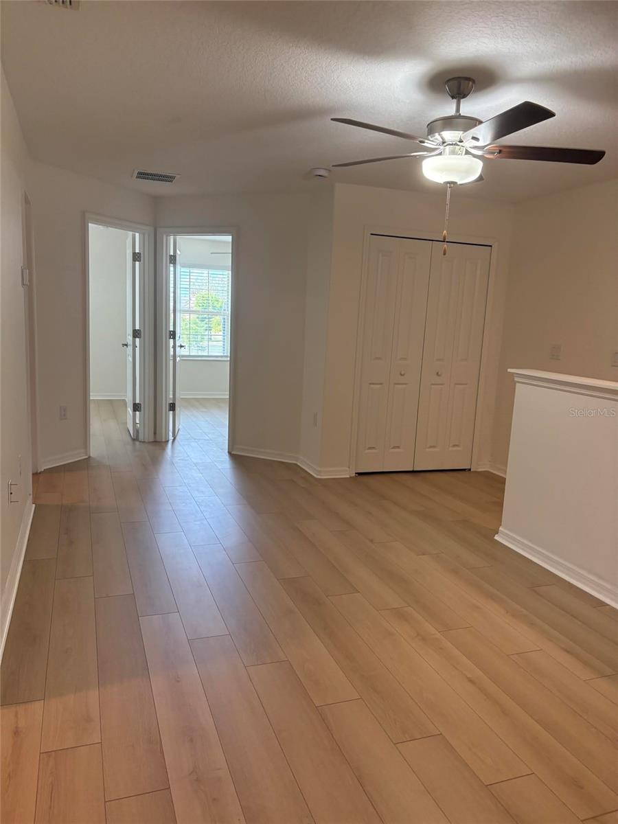 Image 6 of 31 For 14442 Editors Note Street