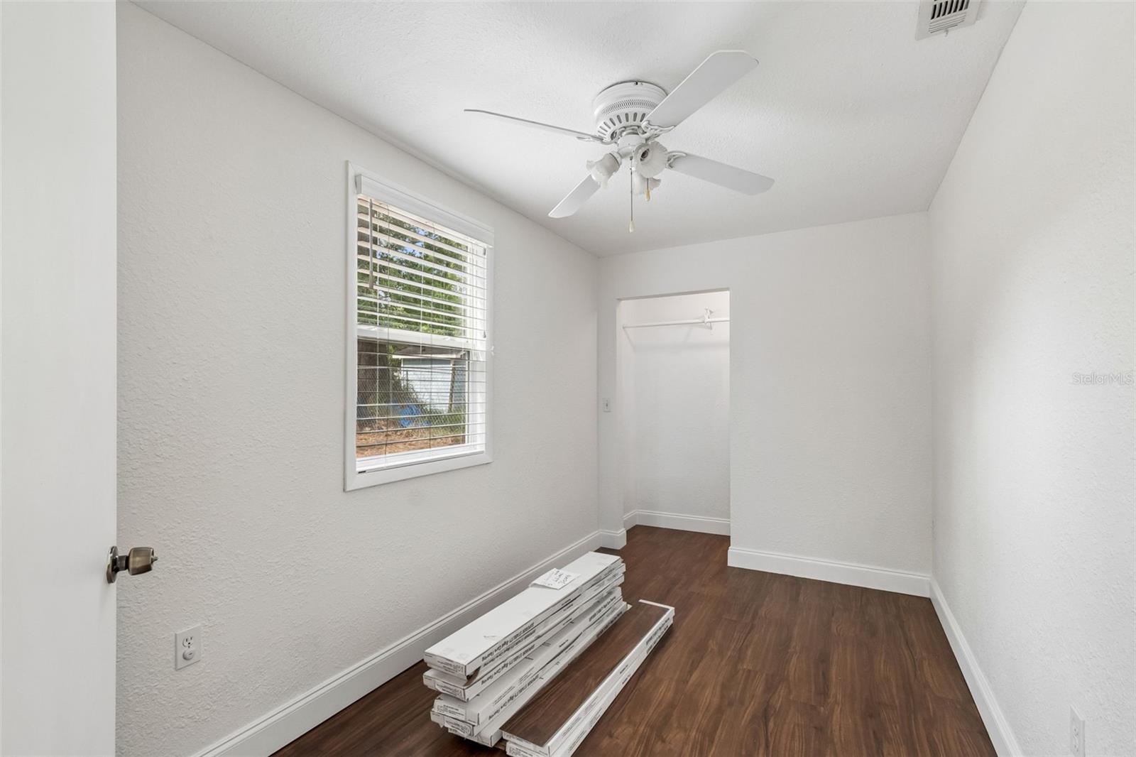 Listing photo id 22 for 911 Patterson Street