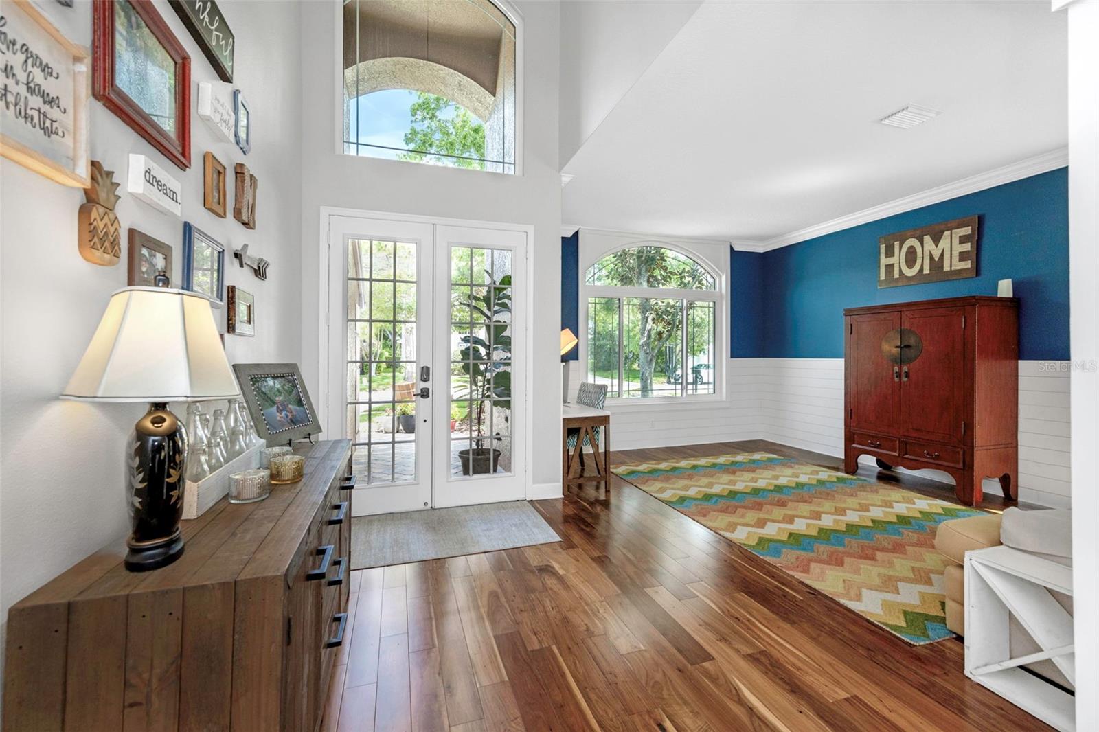 Image 13 of 92 For 10422 Greendale Drive