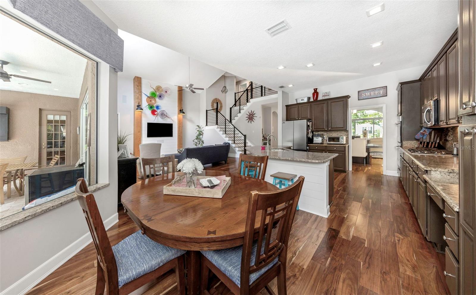 Image 25 of 92 For 10422 Greendale Drive