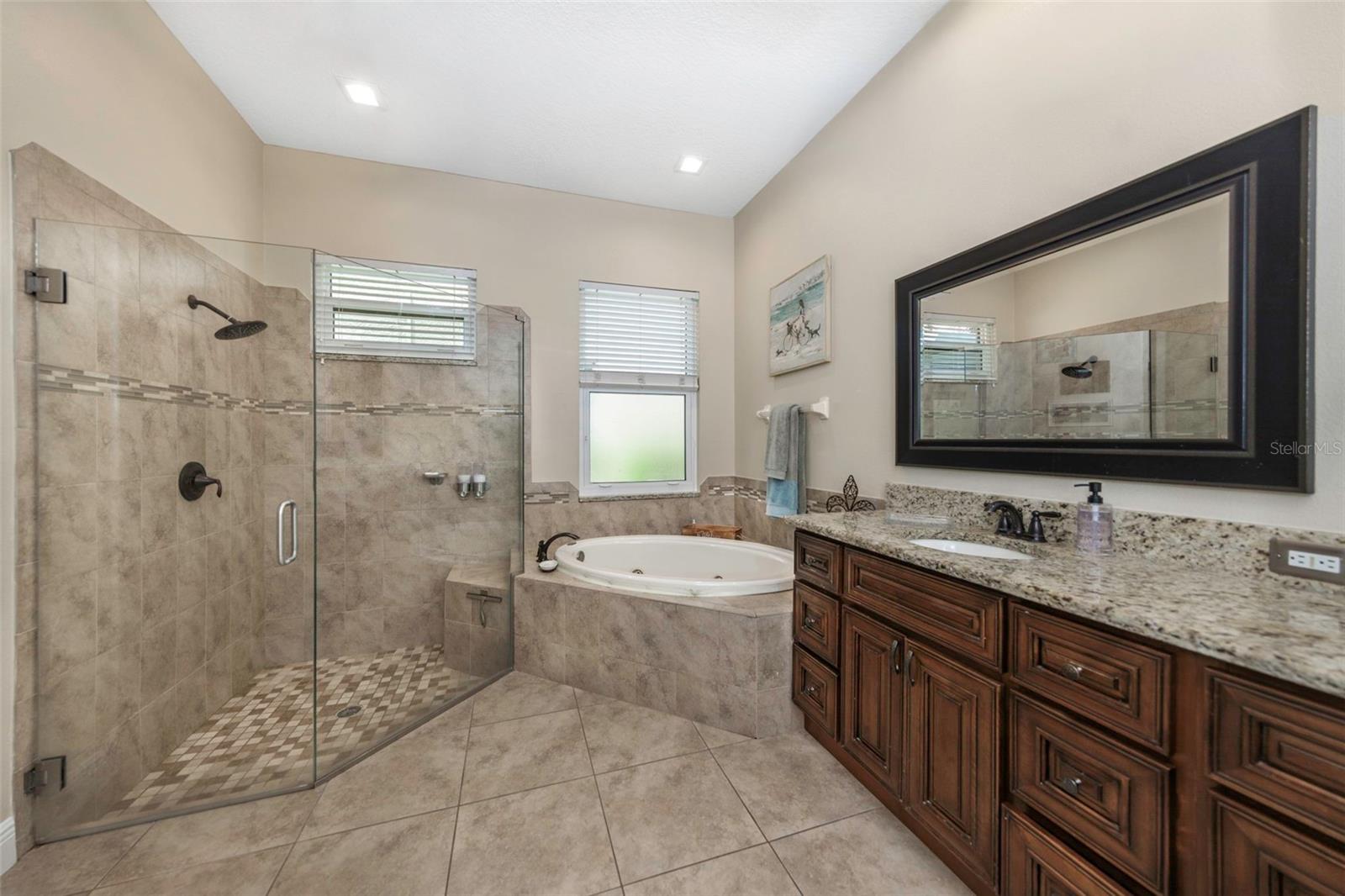 Image 34 of 92 For 10422 Greendale Drive