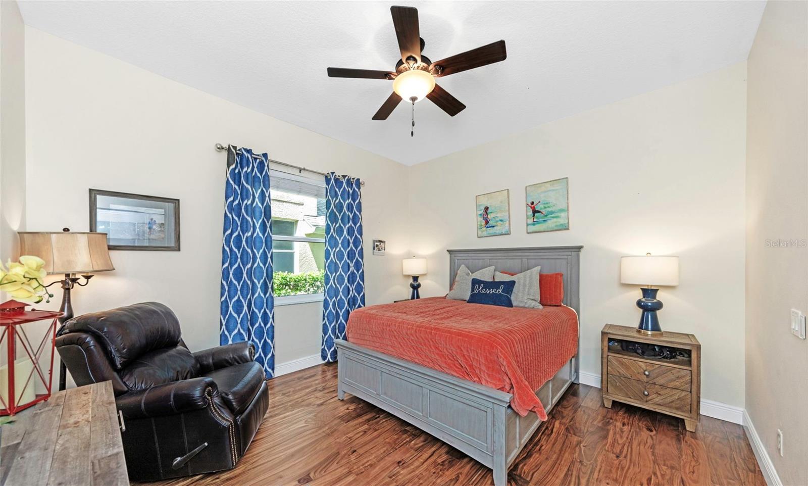 Image 38 of 92 For 10422 Greendale Drive