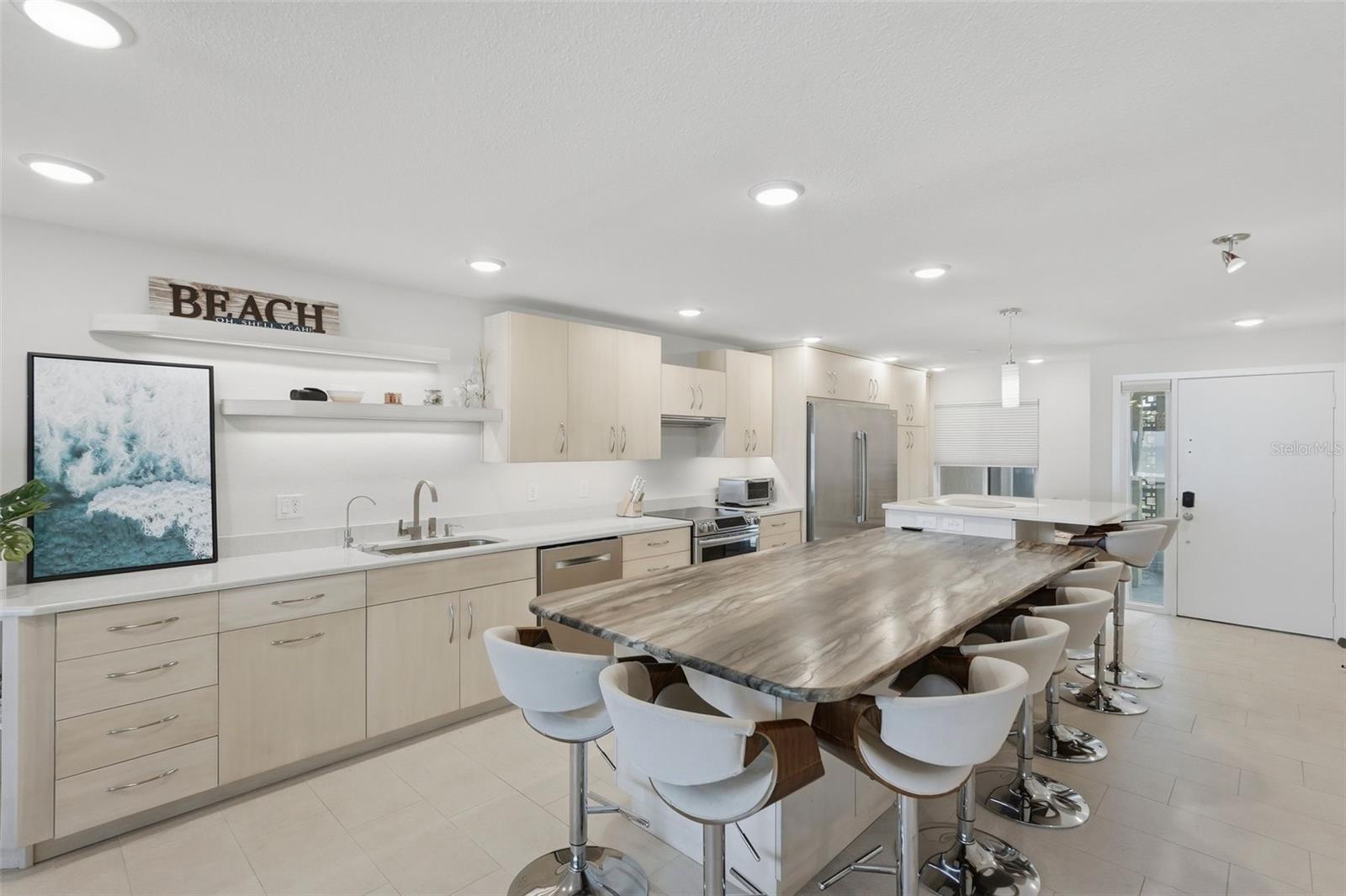 Image 10 of 42 For 3400 Gulf Boulevard 104