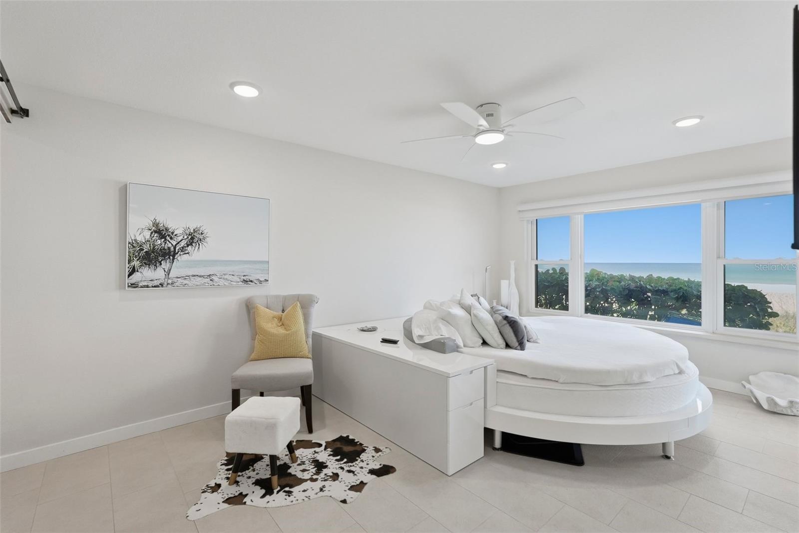 Image 14 of 42 For 3400 Gulf Boulevard 104