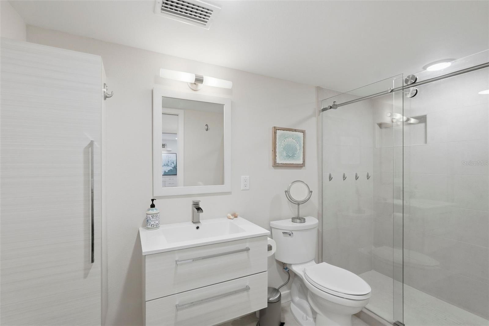 Image 21 of 42 For 3400 Gulf Boulevard 104