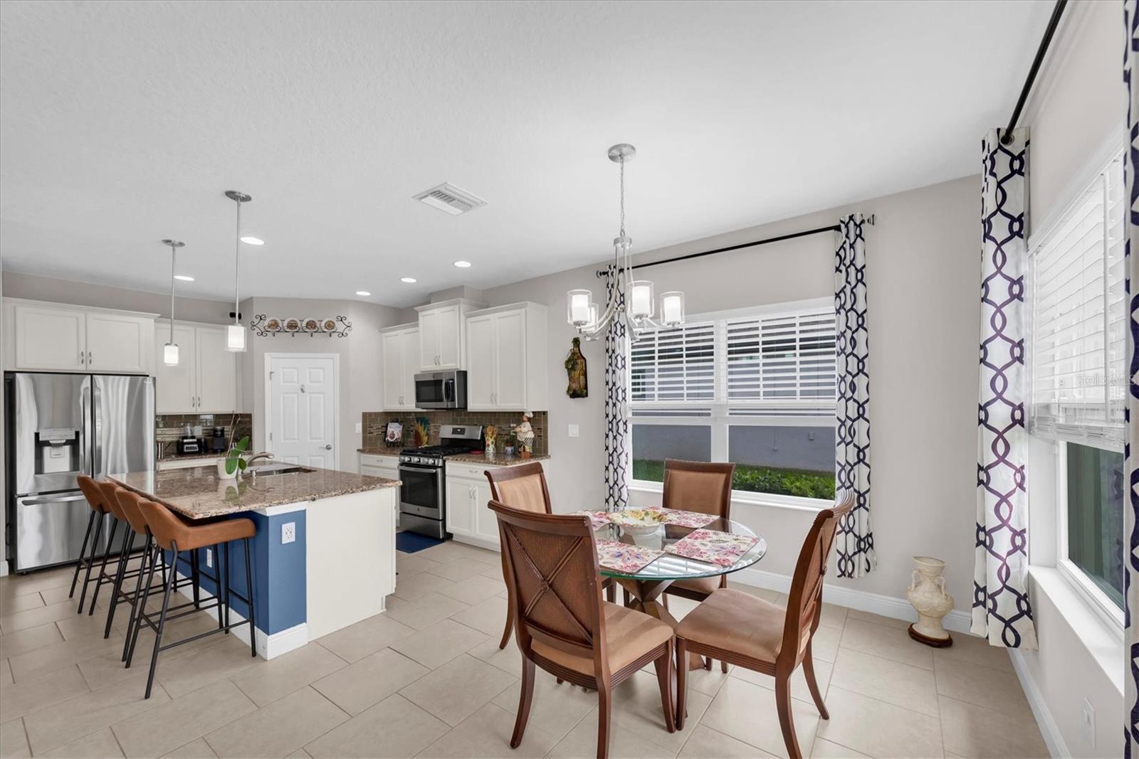 Image 14 of 57 For 6210 Heirloom Place