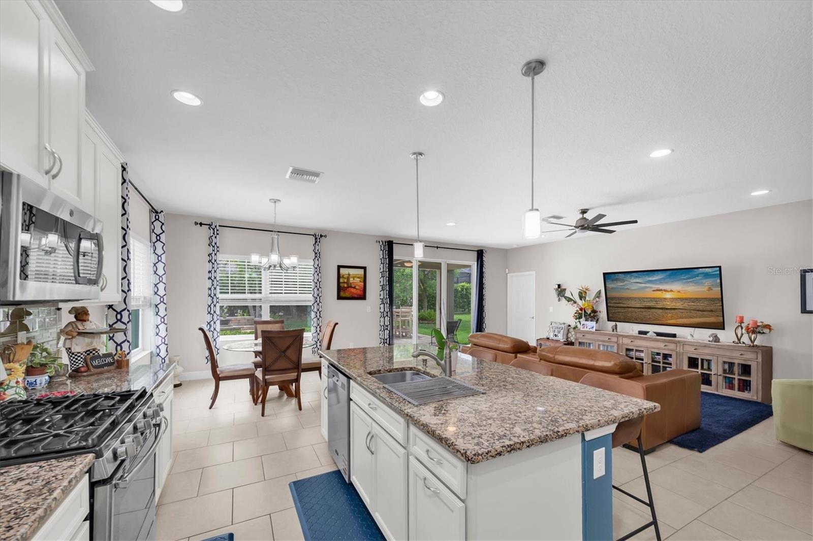 Image 17 of 57 For 6210 Heirloom Place