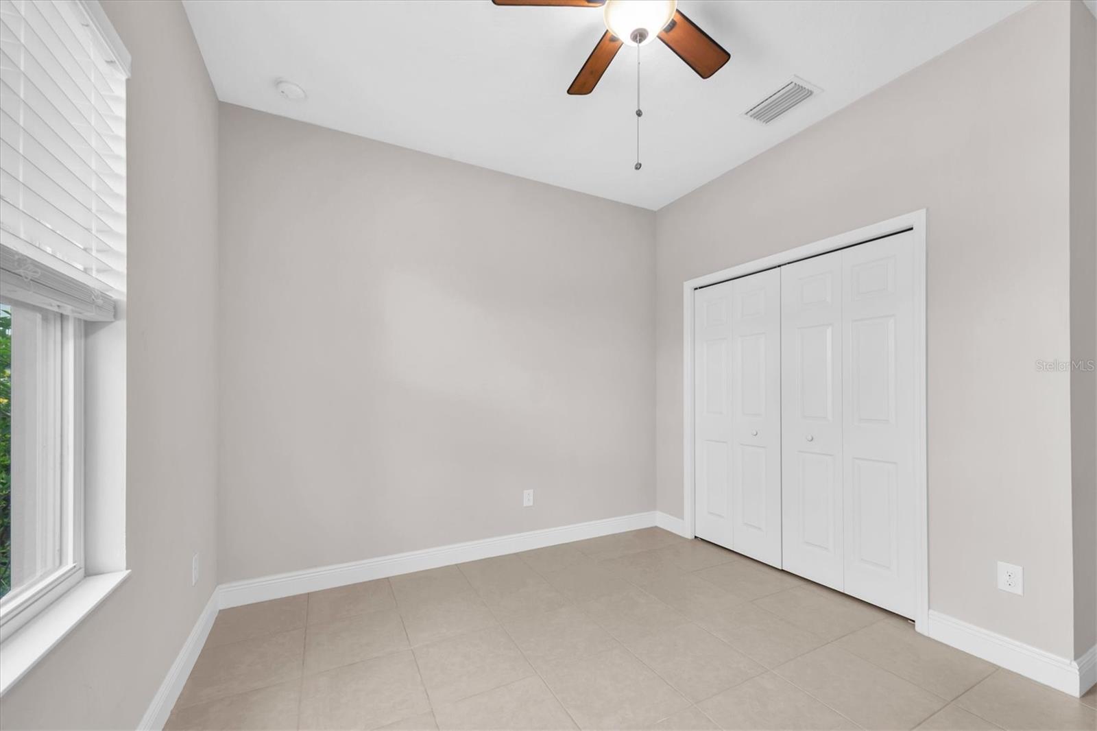 Image 18 of 57 For 6210 Heirloom Place