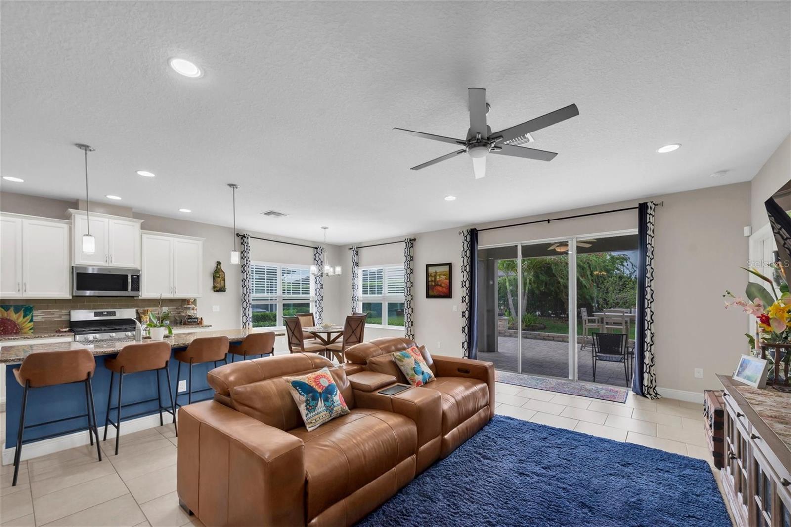 Image 9 of 57 For 6210 Heirloom Place