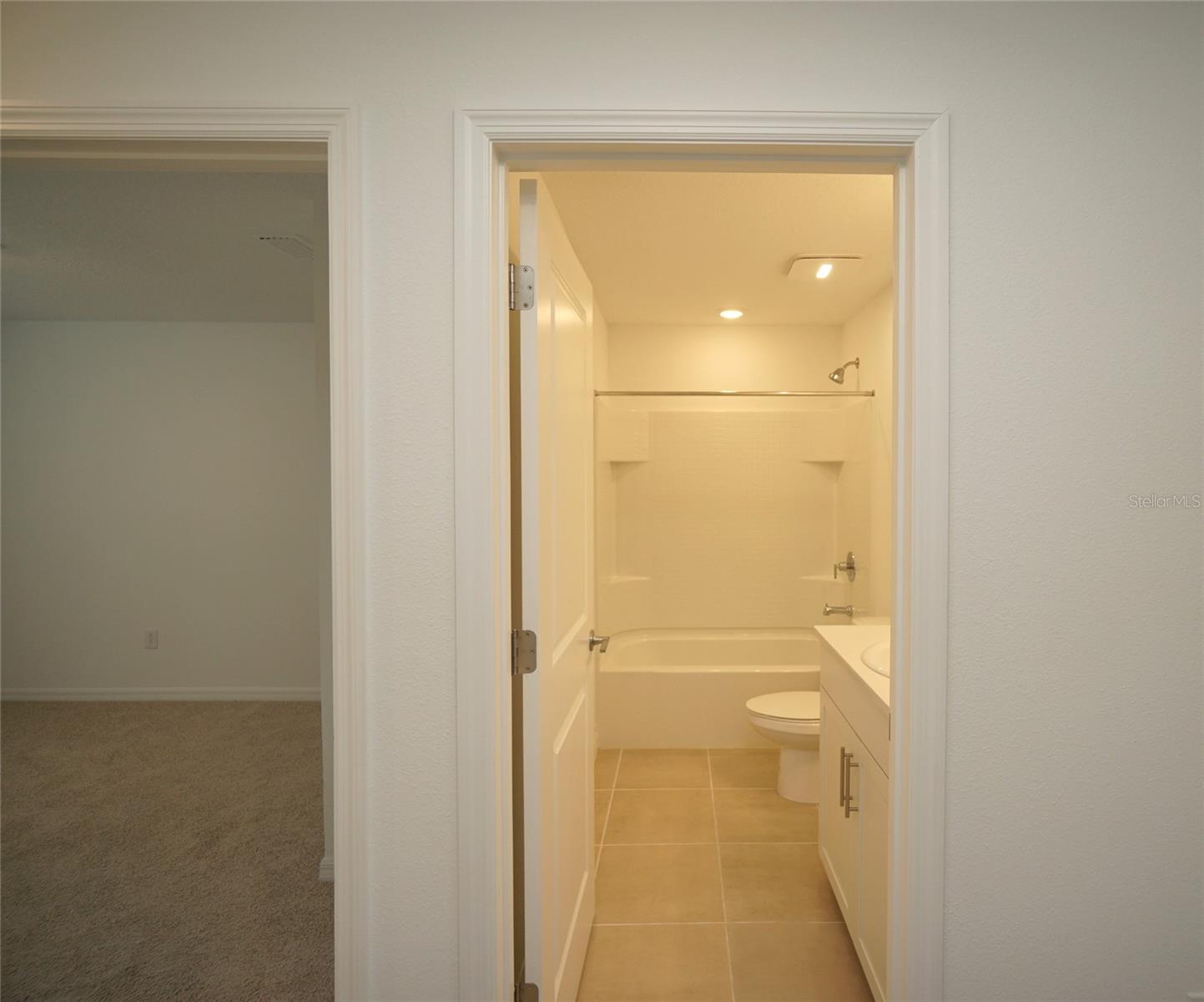 Image 10 of 29 For 2407 Paravane Way