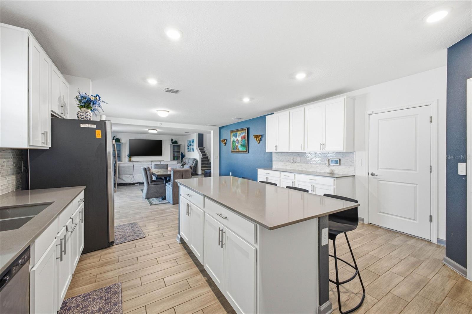 Image 12 of 45 For 800 Hitch Loop