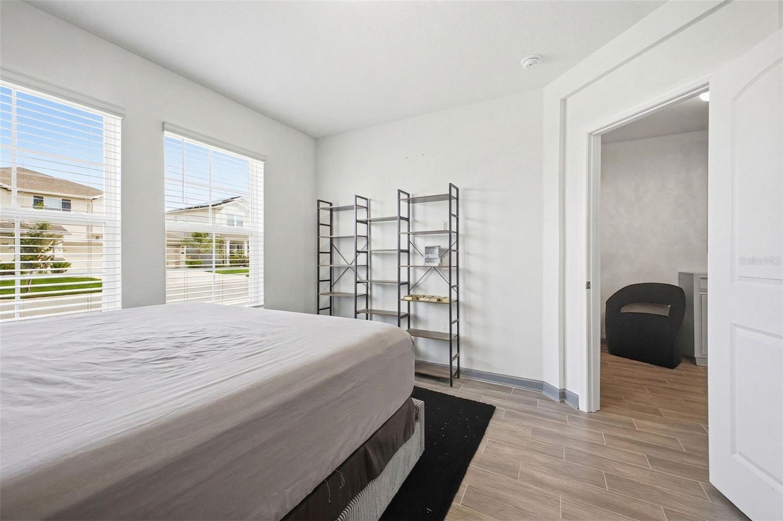 Image 17 of 45 For 800 Hitch Loop