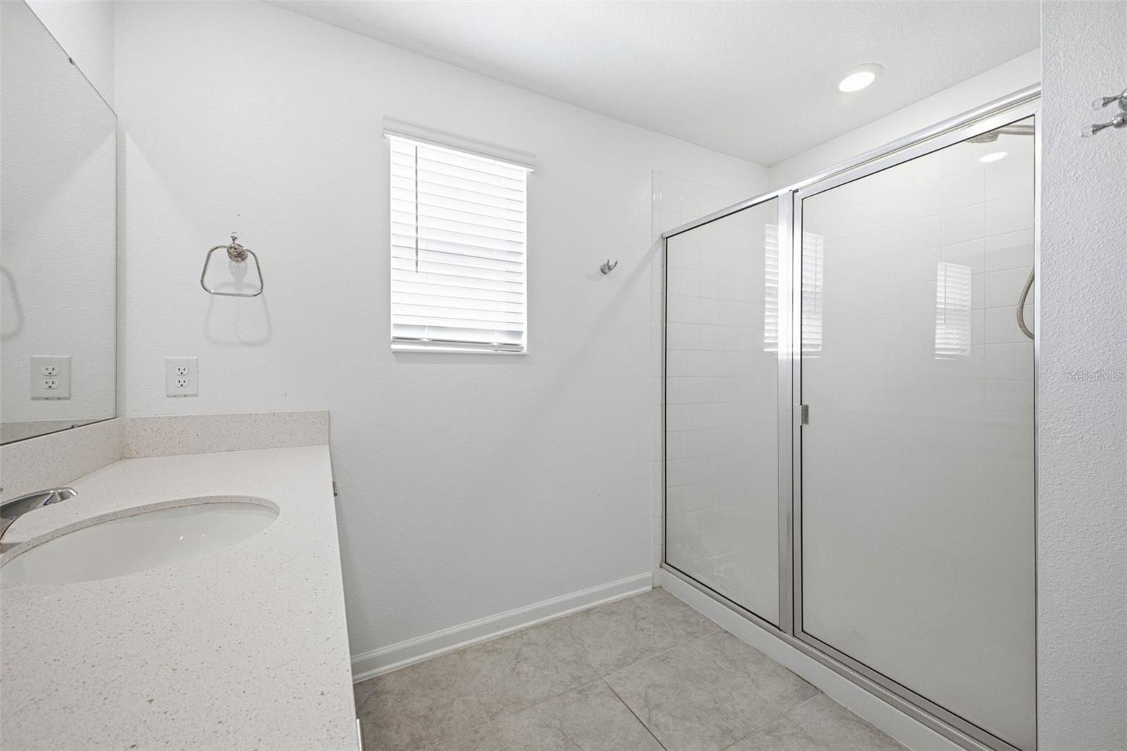 Image 27 of 45 For 800 Hitch Loop