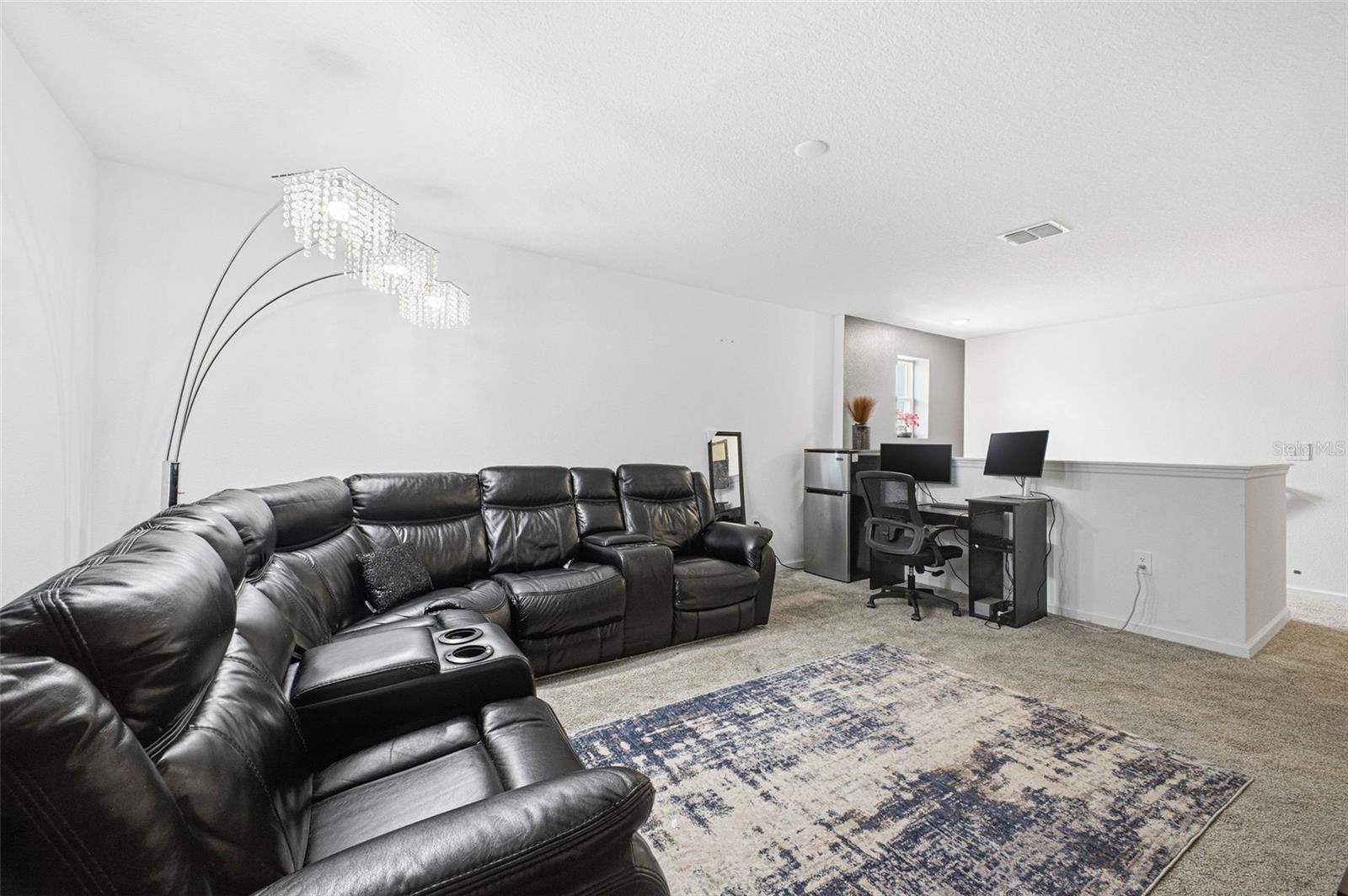 Image 33 of 45 For 800 Hitch Loop