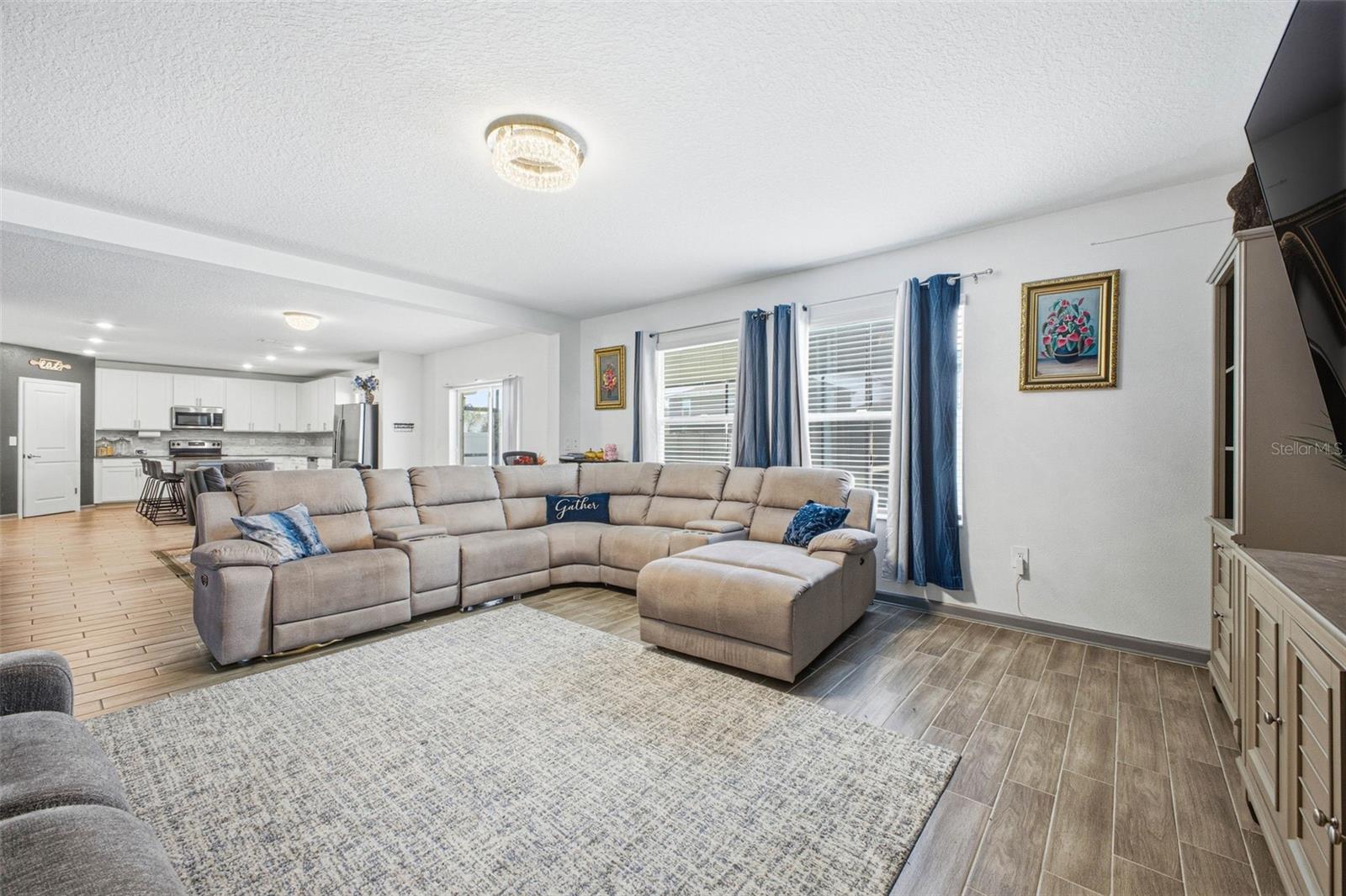 Image 7 of 45 For 800 Hitch Loop