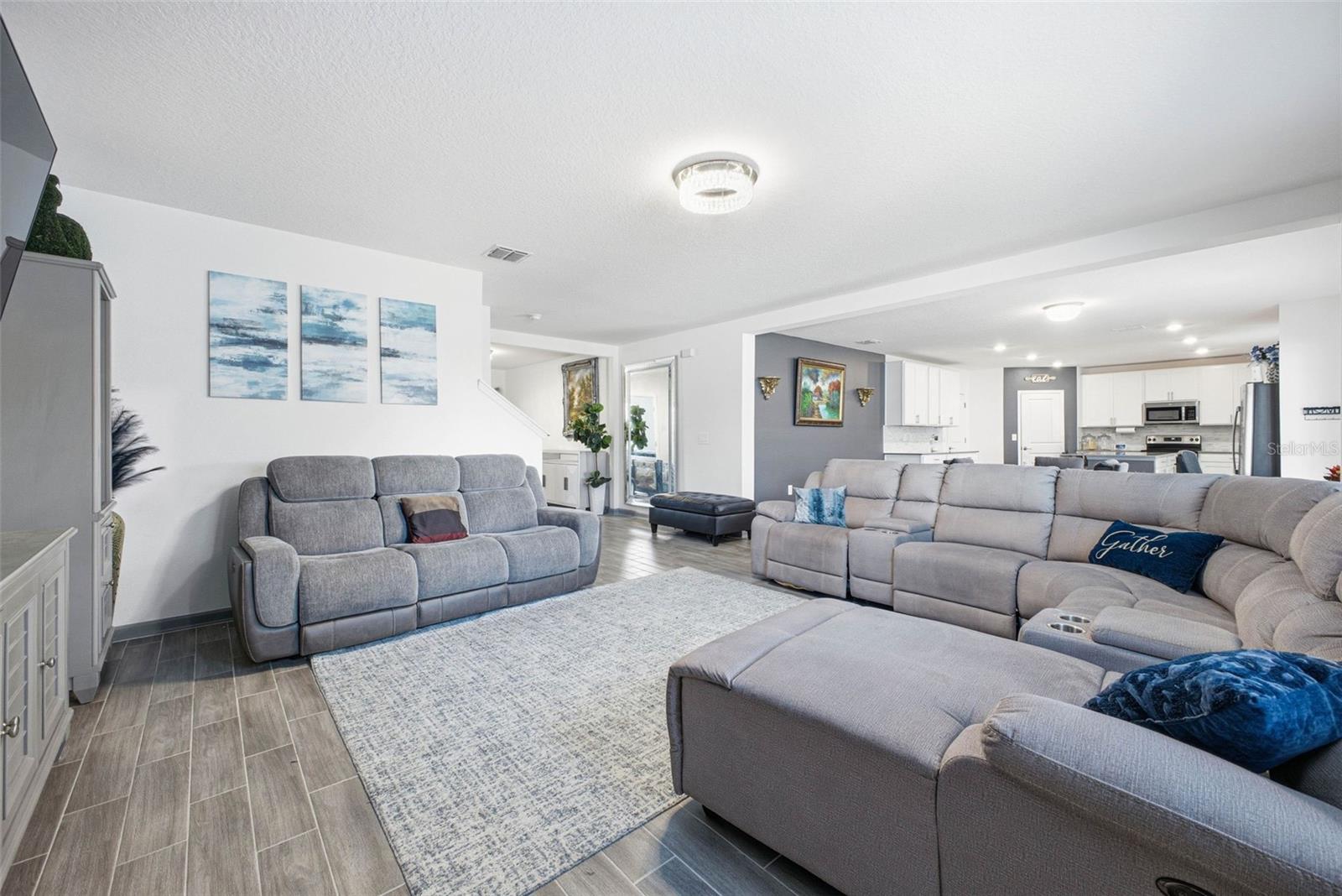 Image 8 of 45 For 800 Hitch Loop