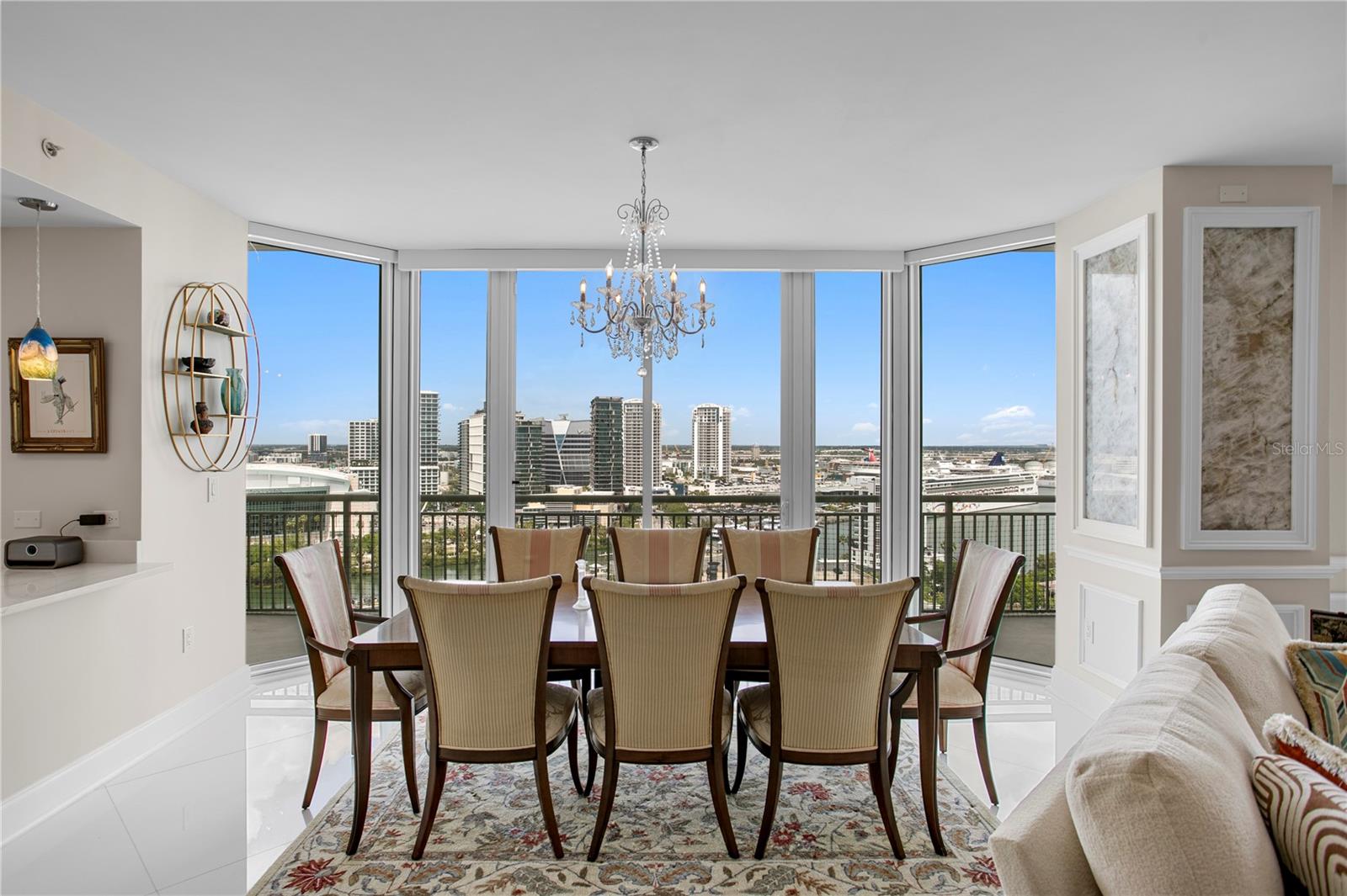 Image 10 of 86 For 450 Knights Run Avenue 1901