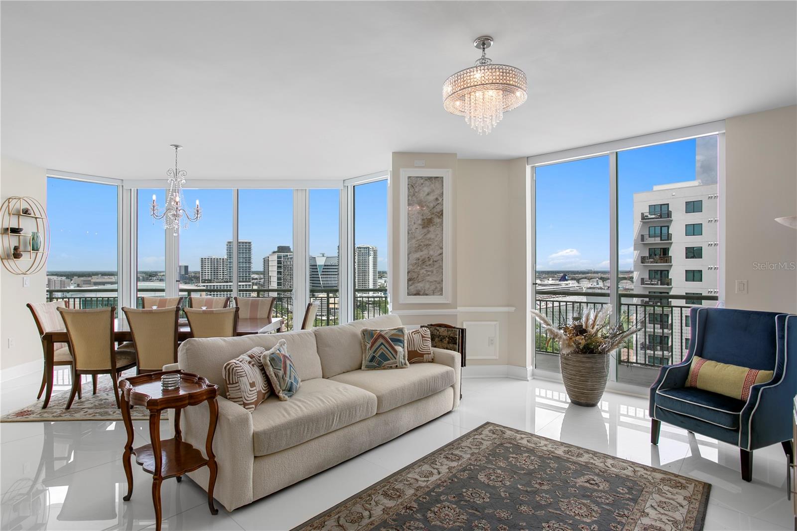 Image 28 of 86 For 450 Knights Run Avenue 1901