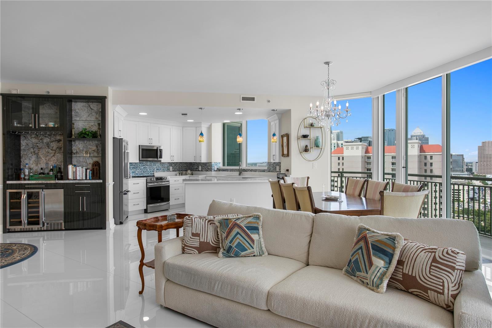 Image 31 of 86 For 450 Knights Run Avenue 1901