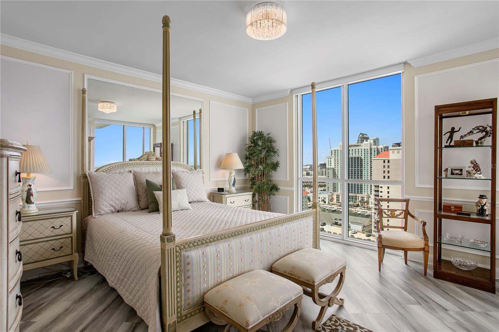 Image 34 of 86 For 450 Knights Run Avenue 1901