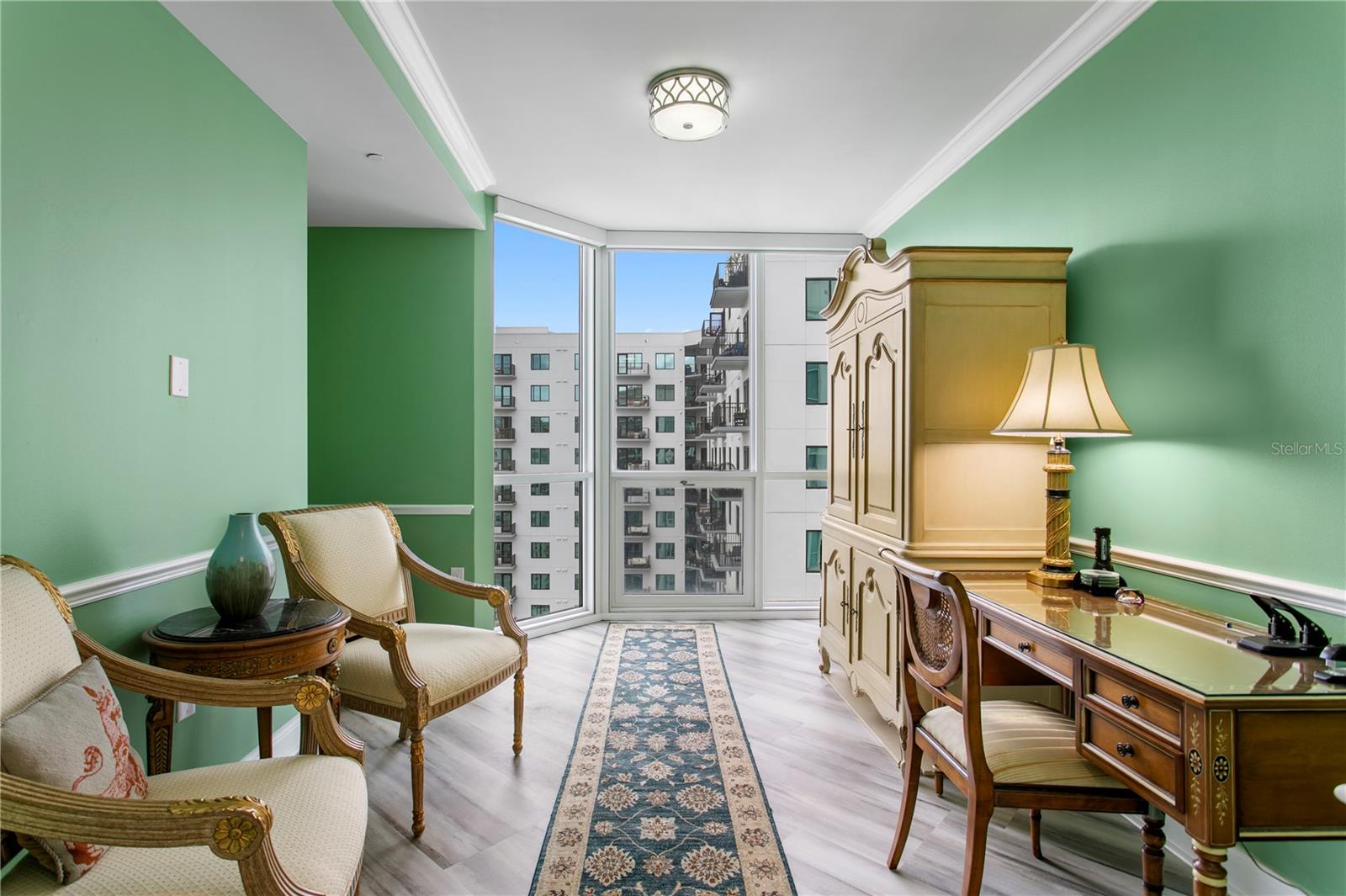 Image 41 of 86 For 450 Knights Run Avenue 1901