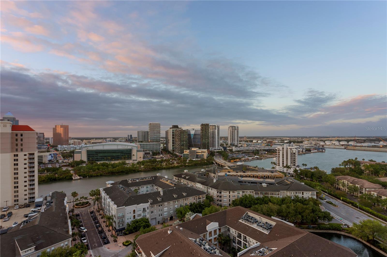Image 81 of 86 For 450 Knights Run Avenue 1901