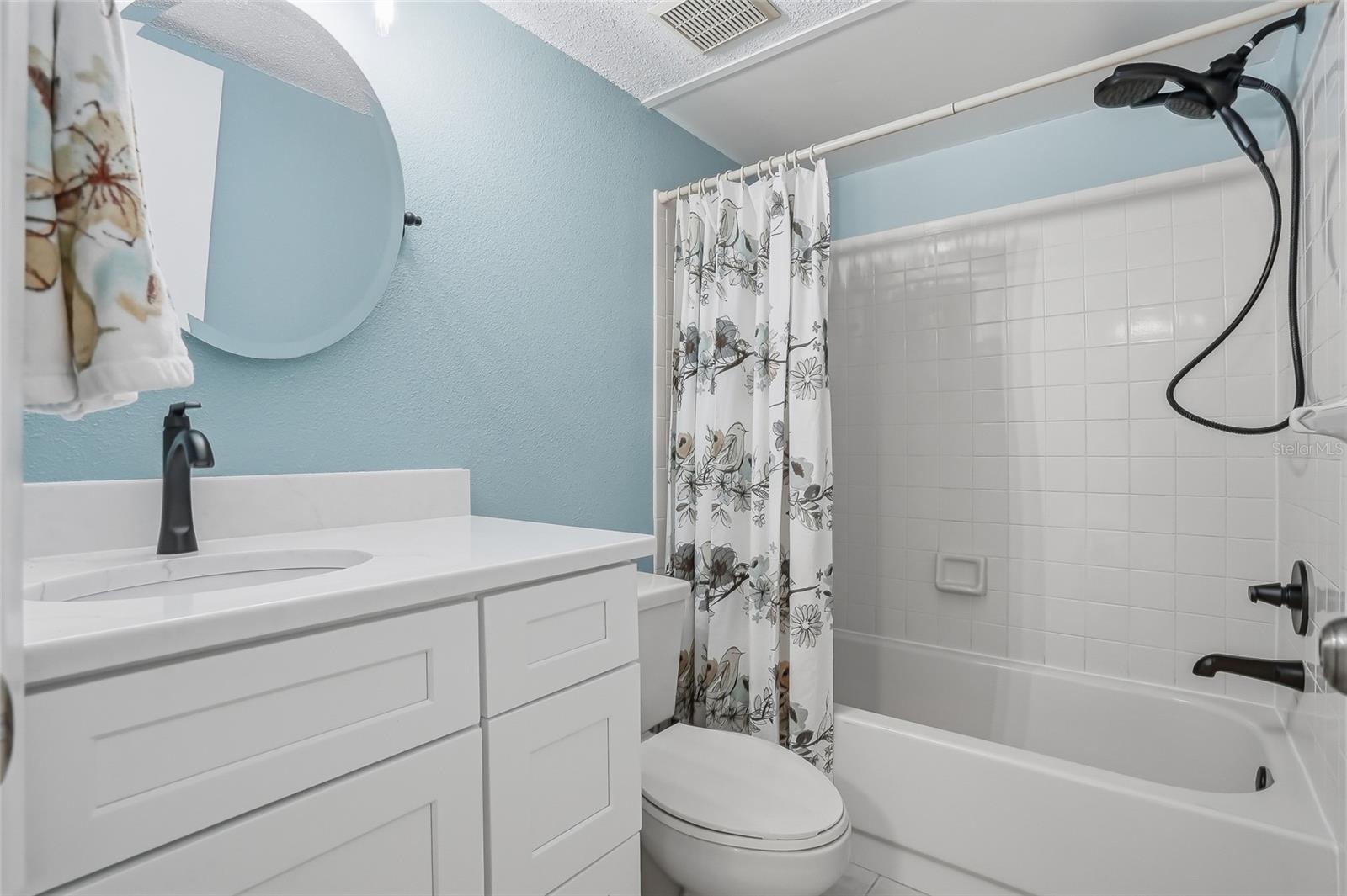 Image 19 of 20 For 500 Santa Cruz Place Ne D