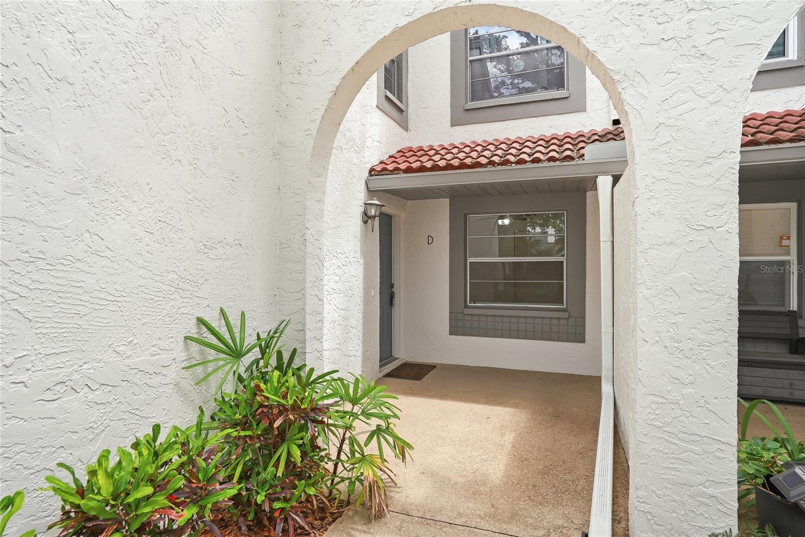 Image 3 of 20 For 500 Santa Cruz Place Ne D