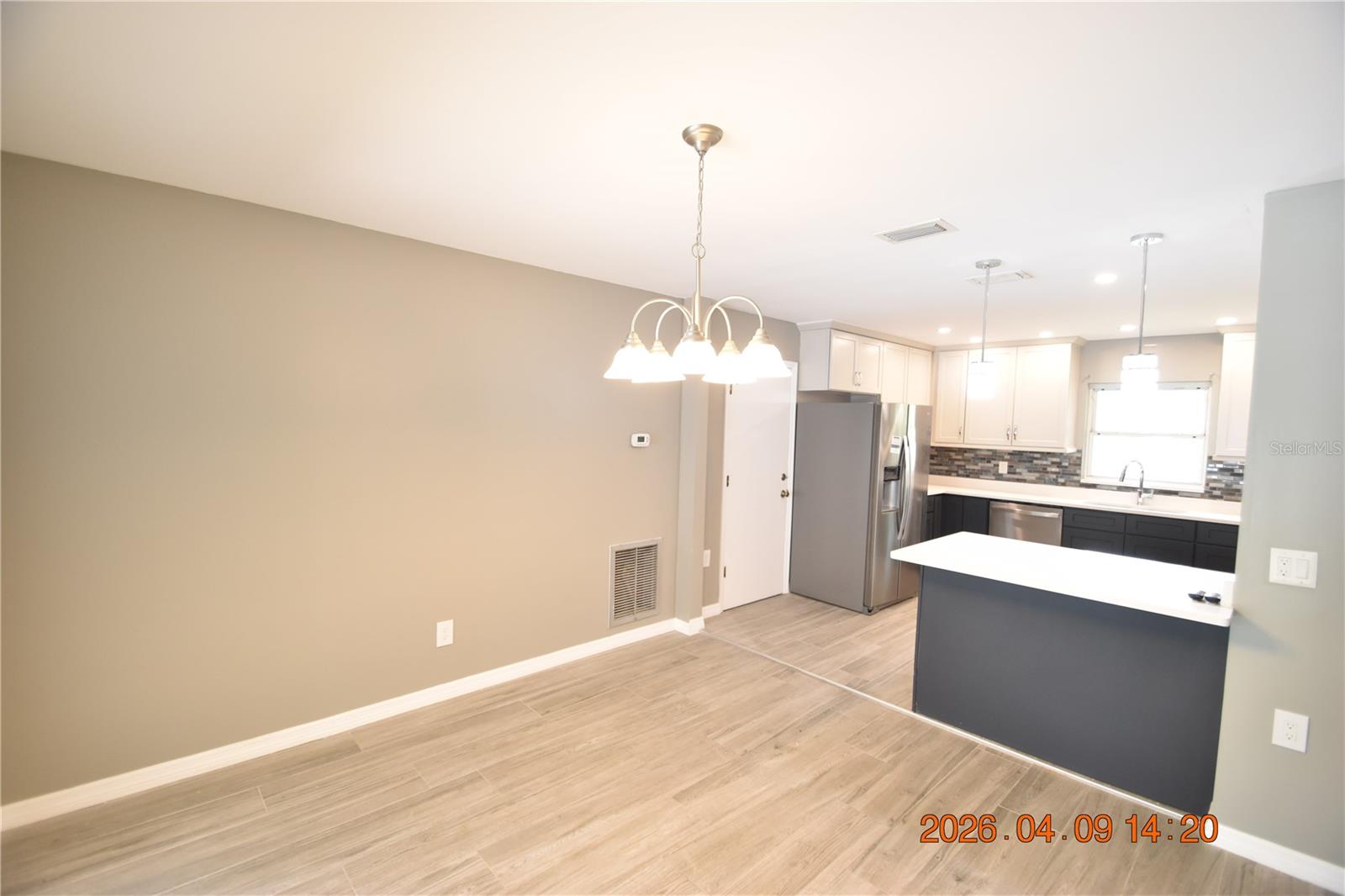 Image 12 of 60 For 8402 Blackstone Court