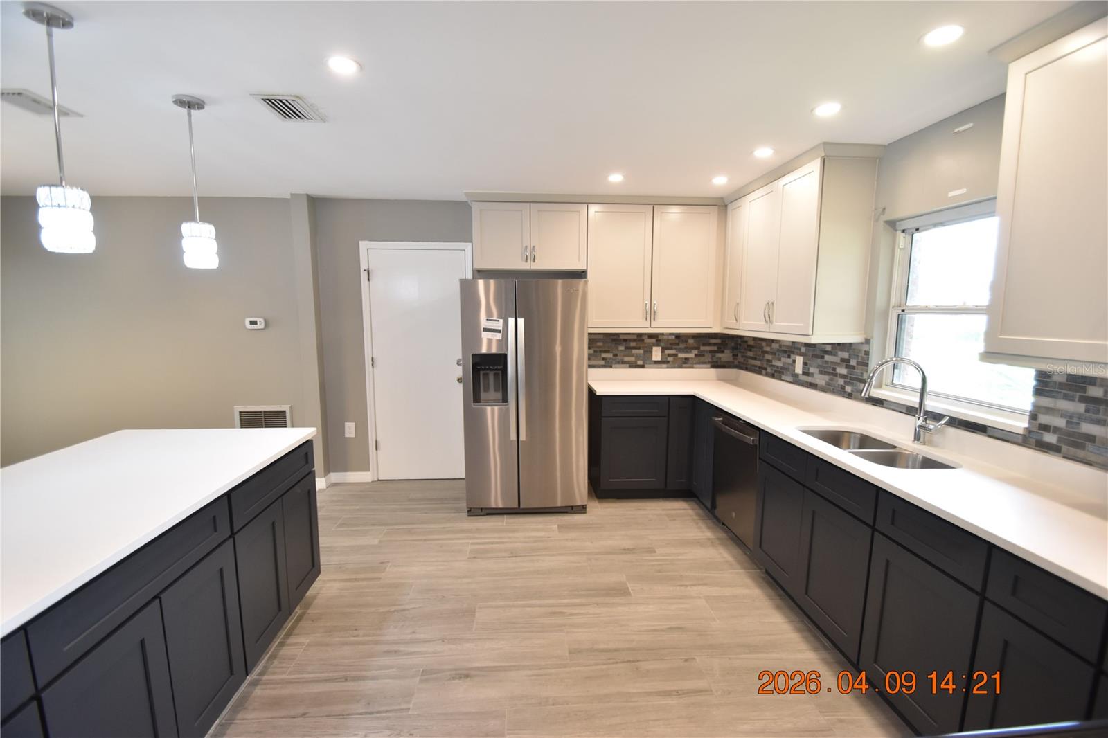 Image 14 of 60 For 8402 Blackstone Court