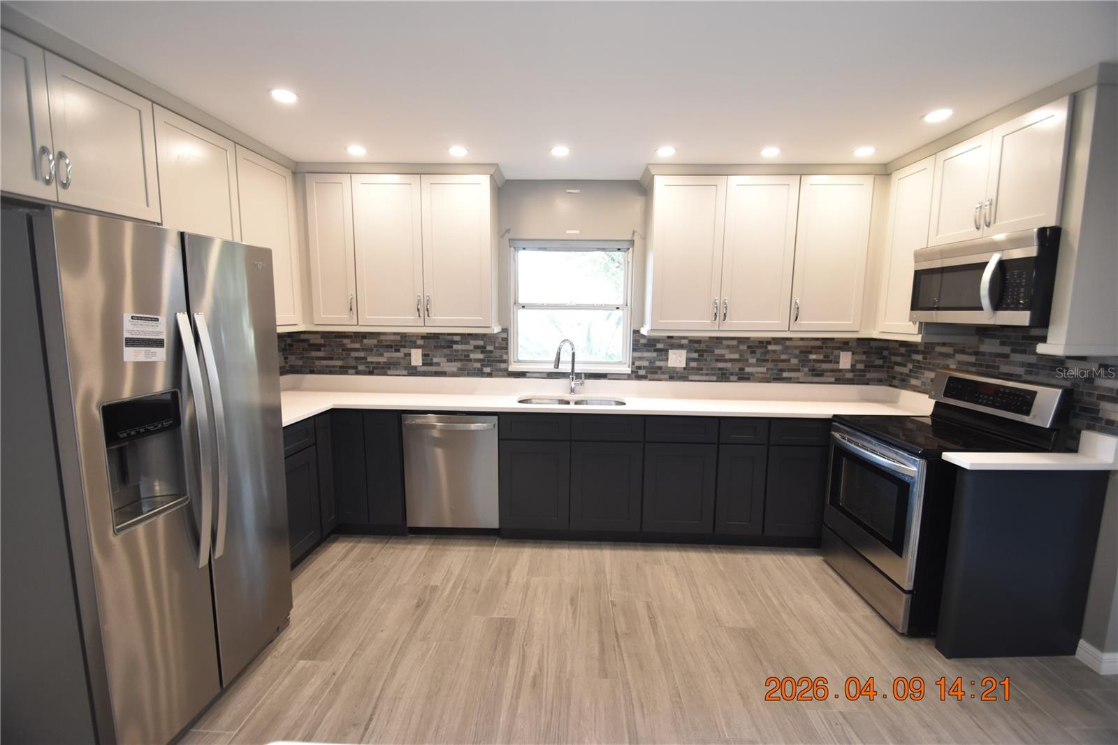 Image 17 of 60 For 8402 Blackstone Court