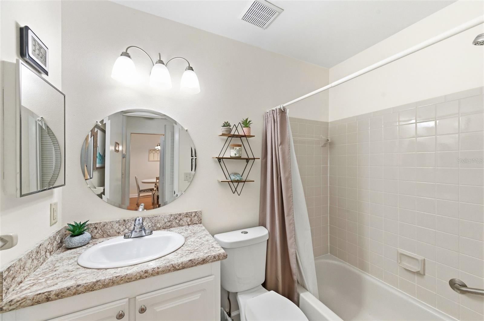 Image 19 of 32 For 3626 Mission Court