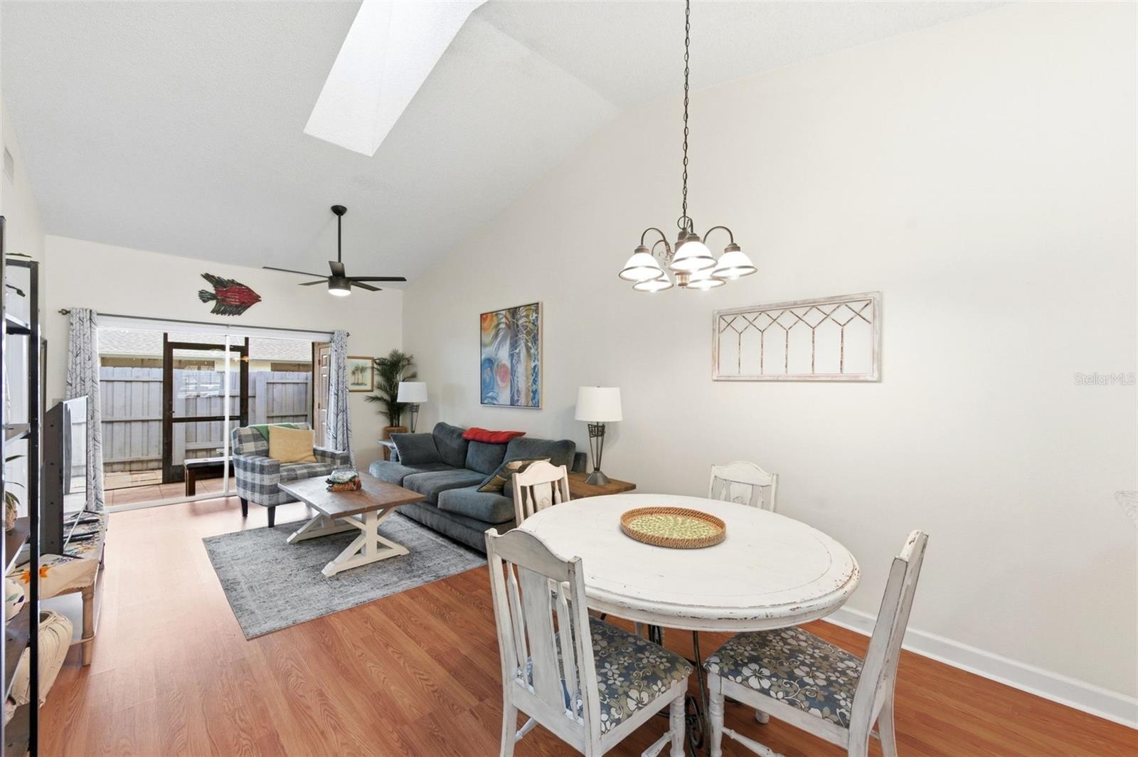 Image 3 of 32 For 3626 Mission Court