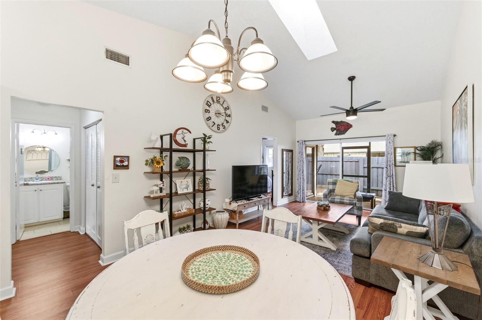 Image 4 of 32 For 3626 Mission Court