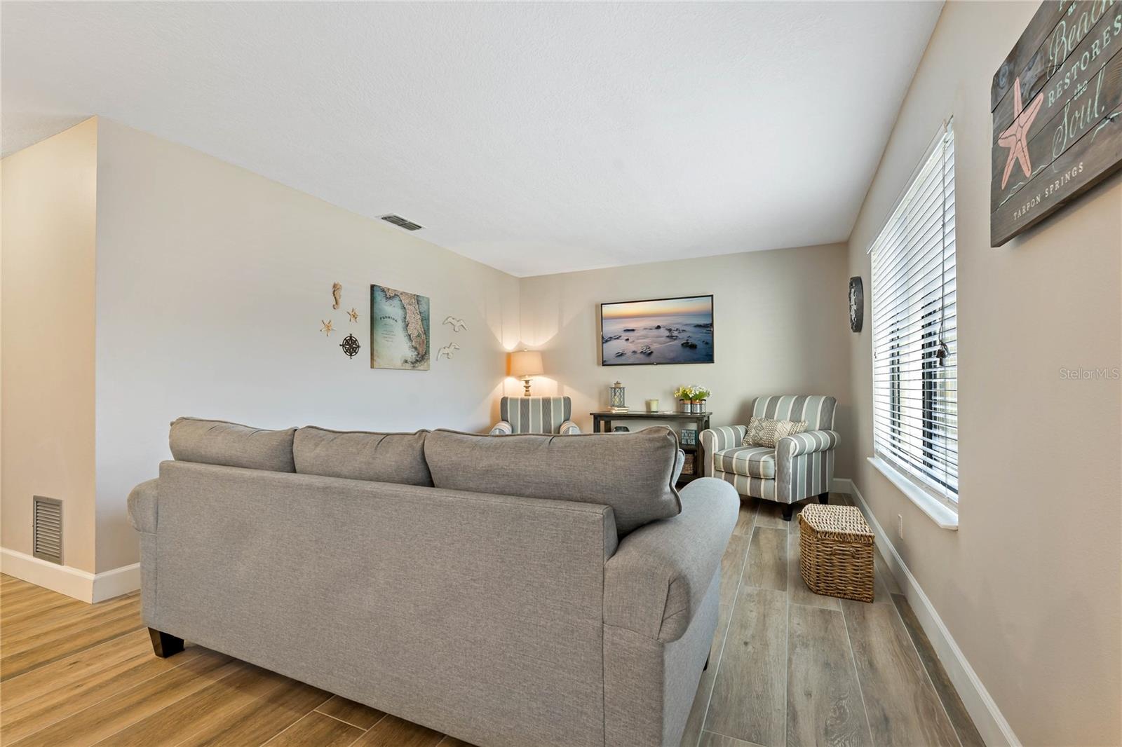 Image 10 of 67 For 340 Moorings Cove Drive 3g