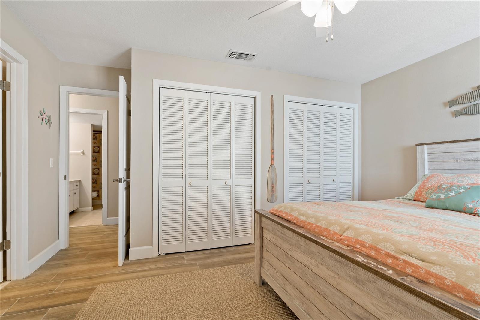 Image 22 of 67 For 340 Moorings Cove Drive 3g