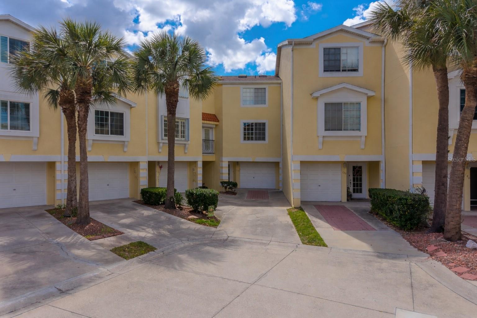 Details for 138 Brent Circle, OLDSMAR, FL 34677