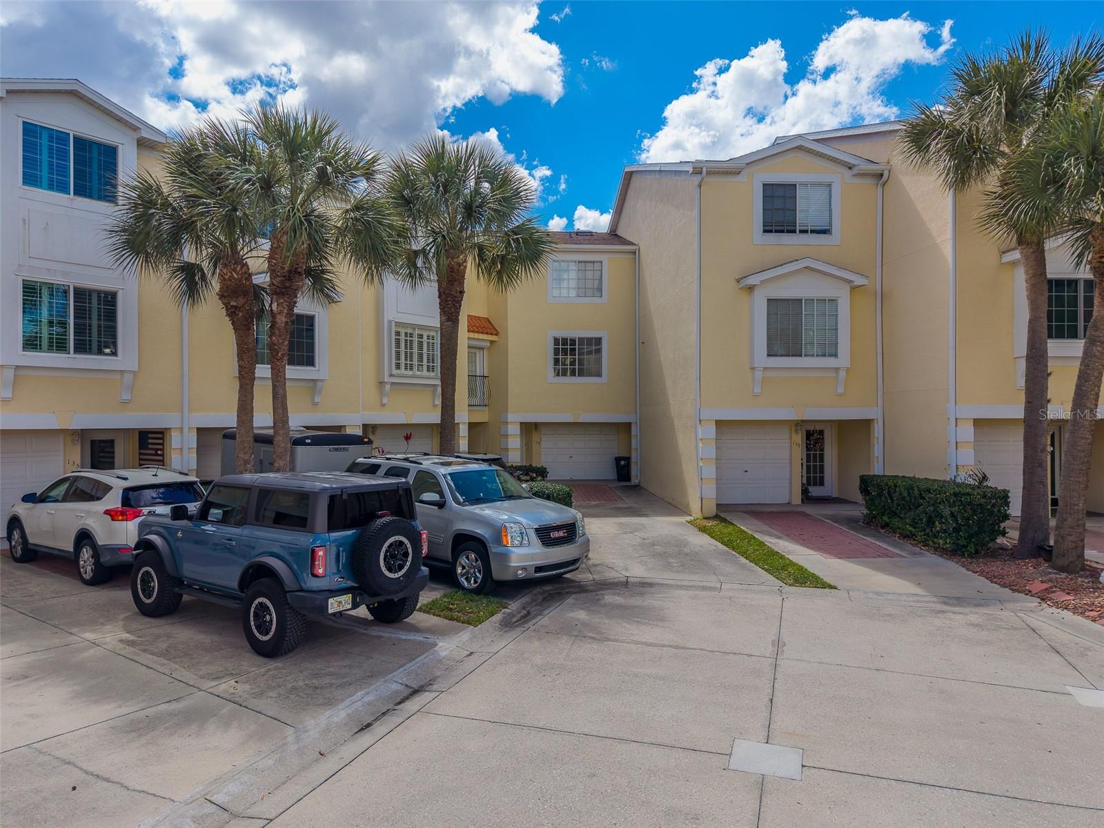 Image 22 of 100 For 138 Brent Circle