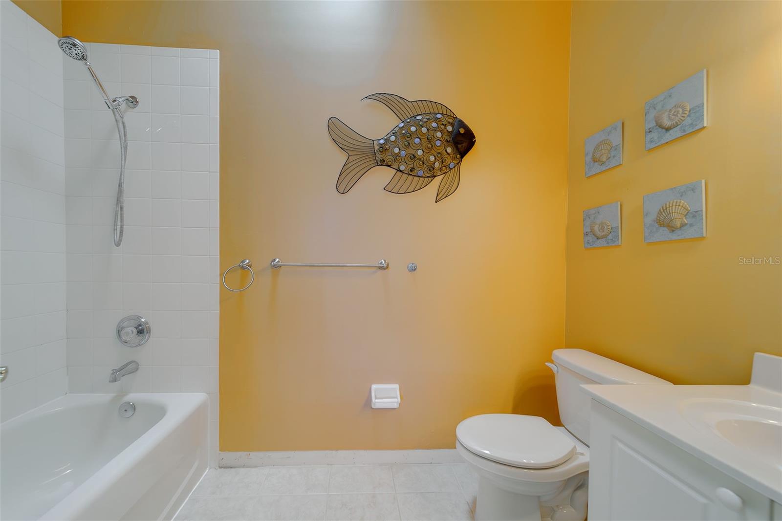 Image 26 of 100 For 138 Brent Circle