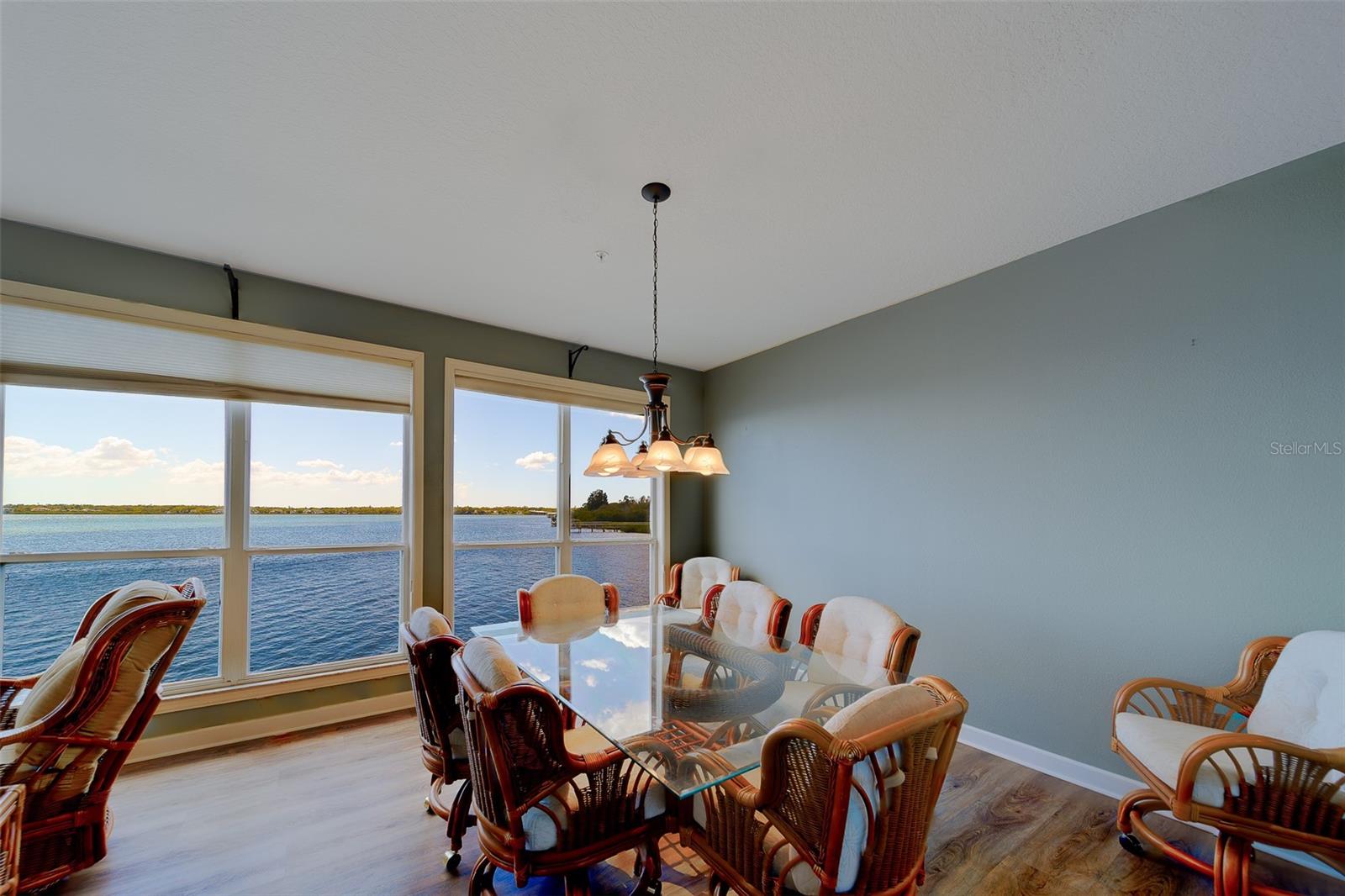 Image 30 of 100 For 138 Brent Circle