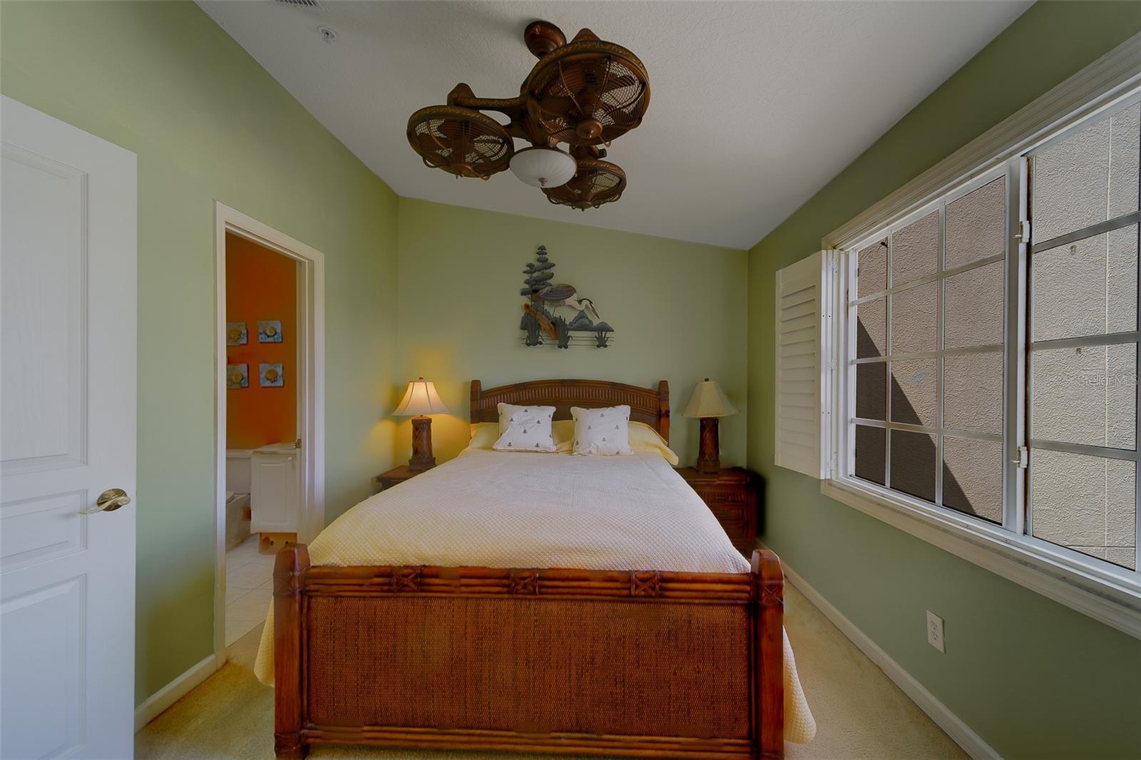 Image 43 of 100 For 138 Brent Circle