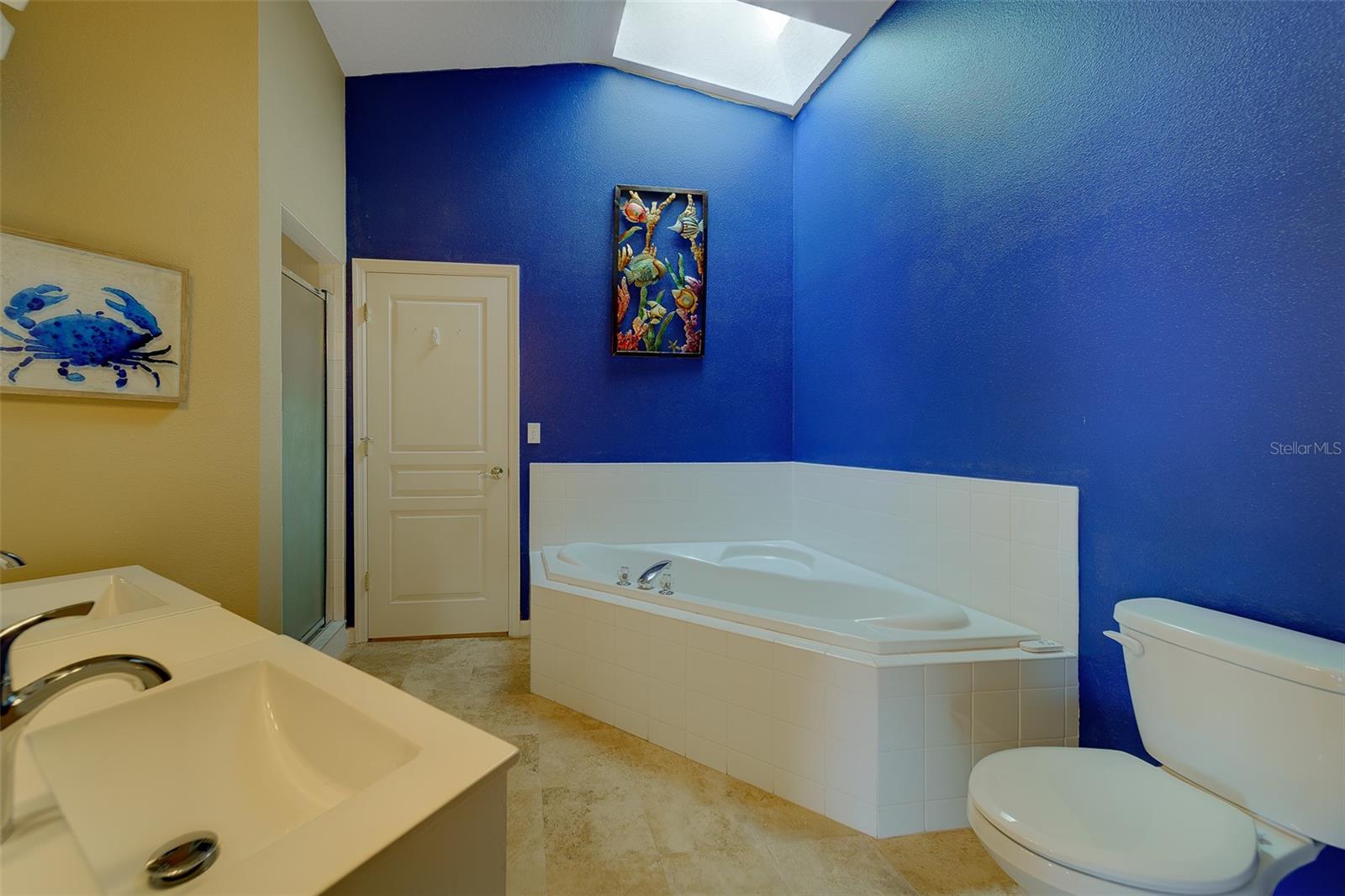 Image 48 of 100 For 138 Brent Circle