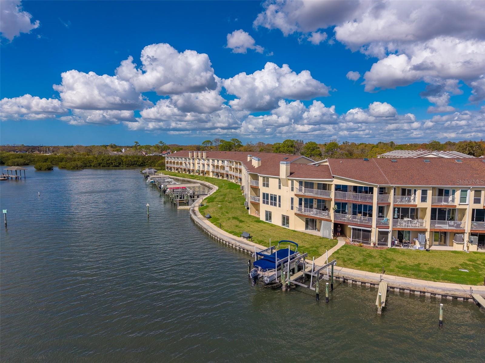 Image 6 of 100 For 138 Brent Circle