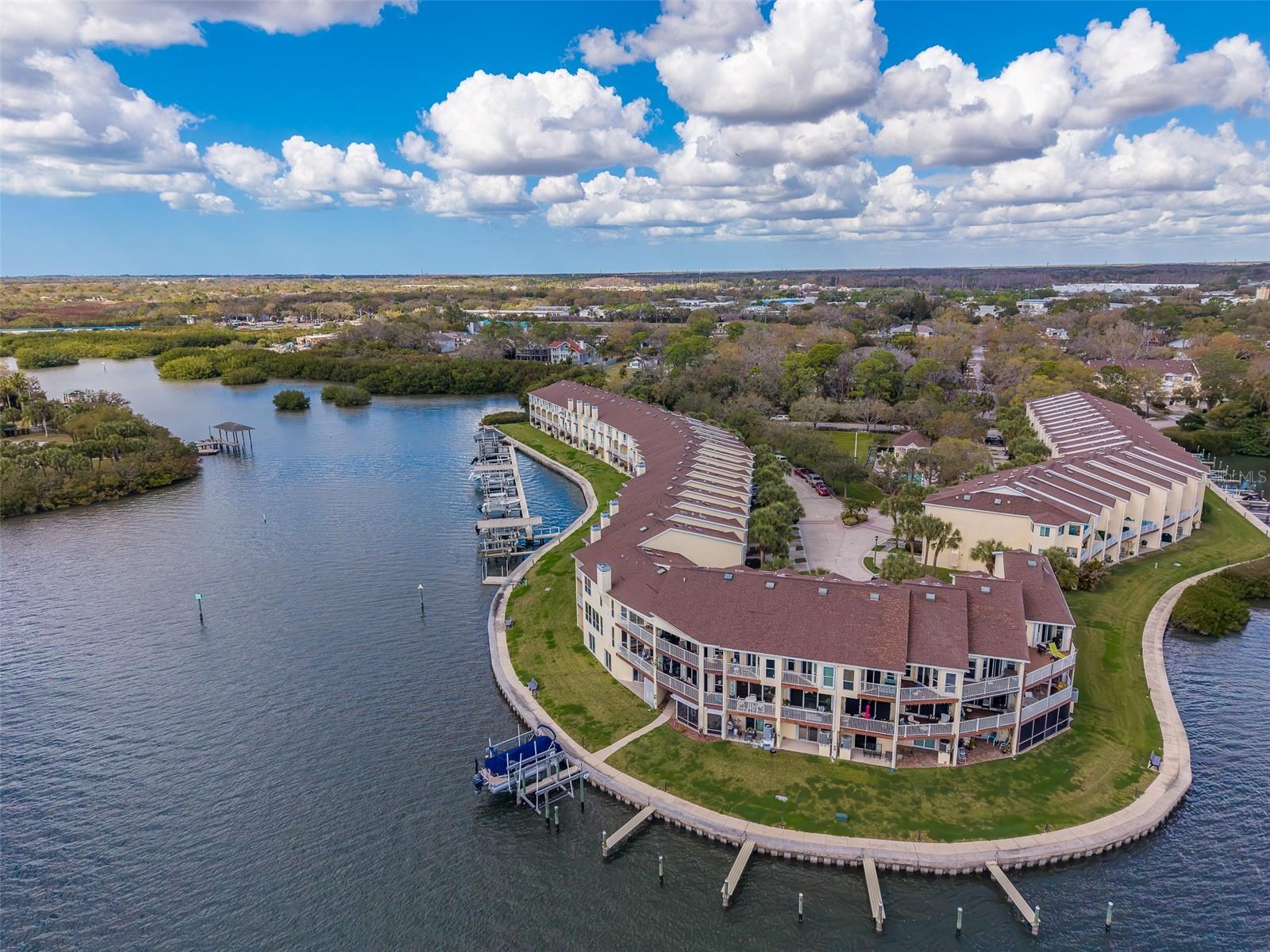 Image 75 of 100 For 138 Brent Circle