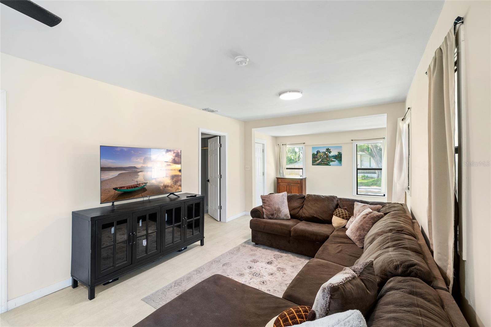 Image 19 of 57 For 504 Calhoun Street